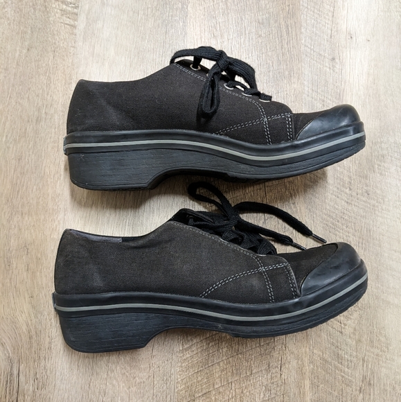 Dansko Black Vegan Leather Heeled Shoes Size 38 - Picture 7 of 11